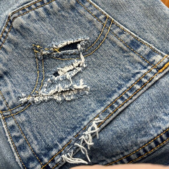 Levis 501 Medium Blue Wash Button Fly Distressed Raw Hem Shorts 34 - Picture 13 of 16